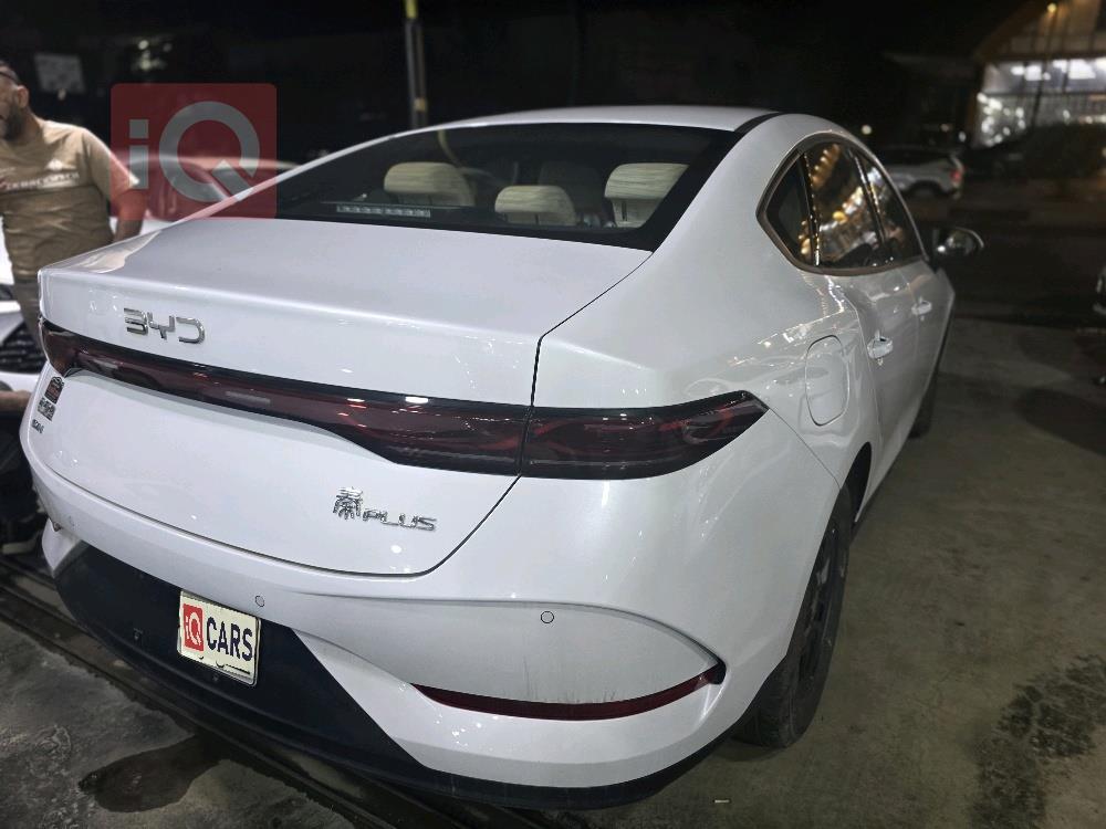 بي واي دي Qin Plus